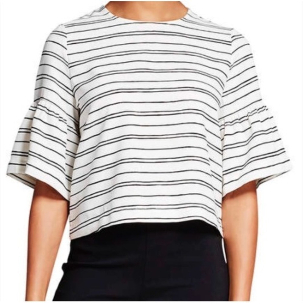 Whoโ What Wear Black White Stripe Bell Sleeve Top XS #252E